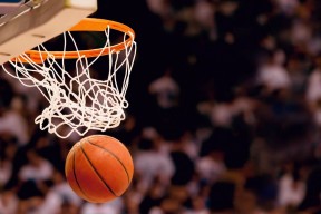 lol竞猜-姆巴佩新规引众怒，都灵公牛质问，足球还是杂技？